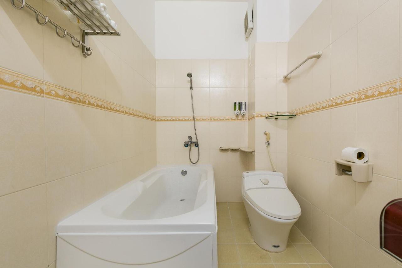 Sea Beach Hotel Вунг Тау Екстериор снимка