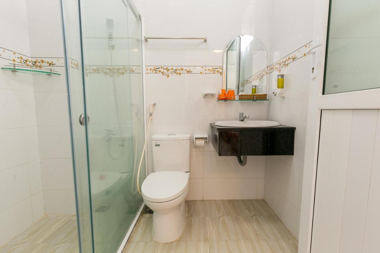 Sea Beach Hotel Вунг Тау Екстериор снимка